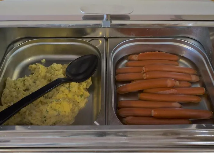 Sporthotel بيت خشبي Kácov