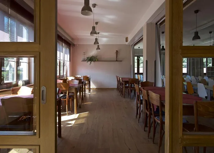 بيت خشبي Sporthotel *